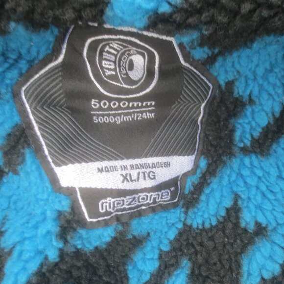 Ripzone Ski and Winter Hooded Core 5000mm Snow Ski Jacket - XL Youth. - Picture 6 of 14